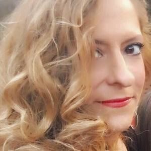 Meet your Posher, Kay